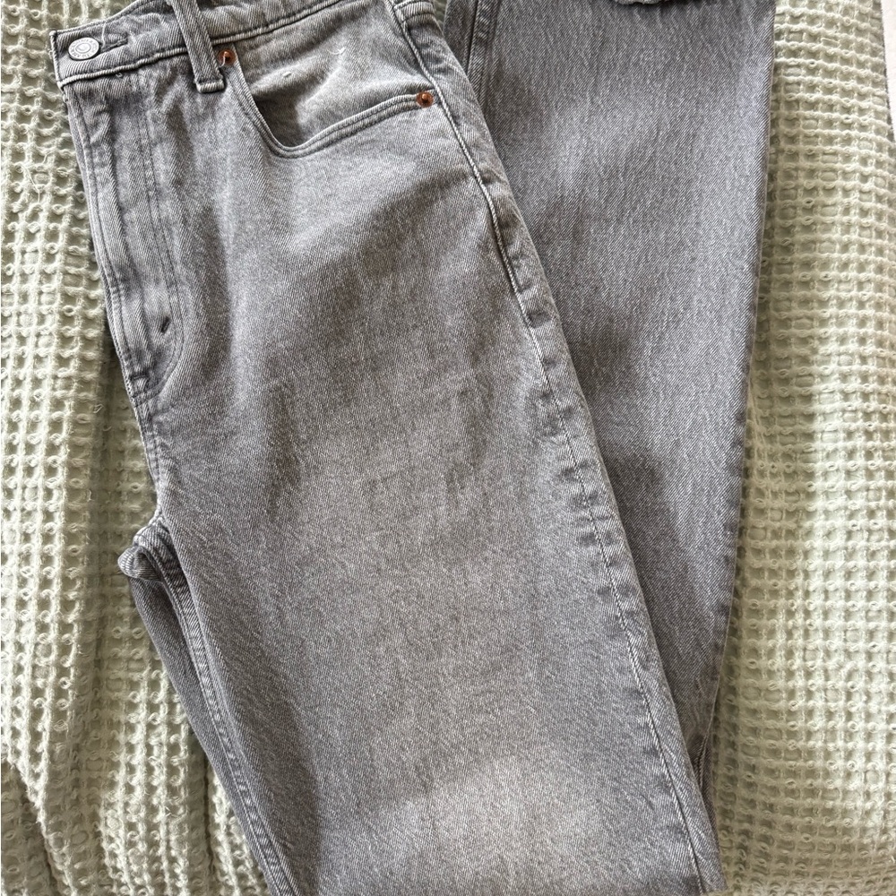 Abercrombie& Fitch Women’s Gray Jeans